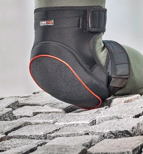 KevSafe kniebeschermers DIN/EN14404 universeel zwart KNEETEK van het merk Kneetek KevSafe DIN/EN14404 universele zwarte kniebeschermers van KNEETEK, artikelnummer 4000374817, categorie accessoires/voetbescherming.