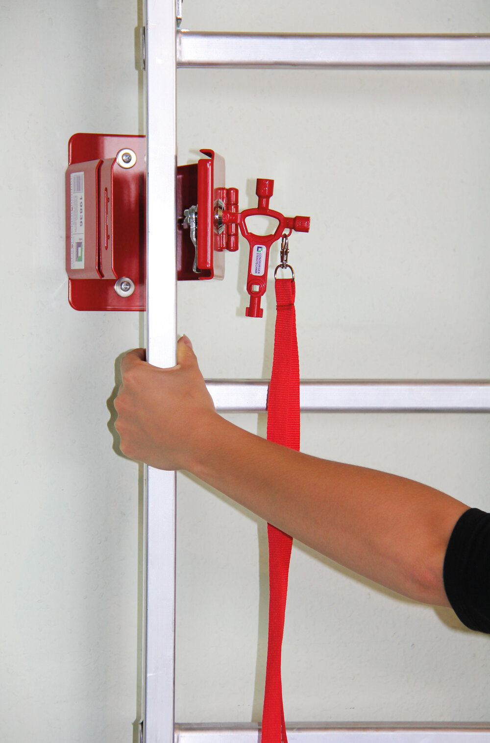 Produktbild Detailansicht 2178697 Munk ladderhouder poedercoating RAL 3000 Hoofdsleutel