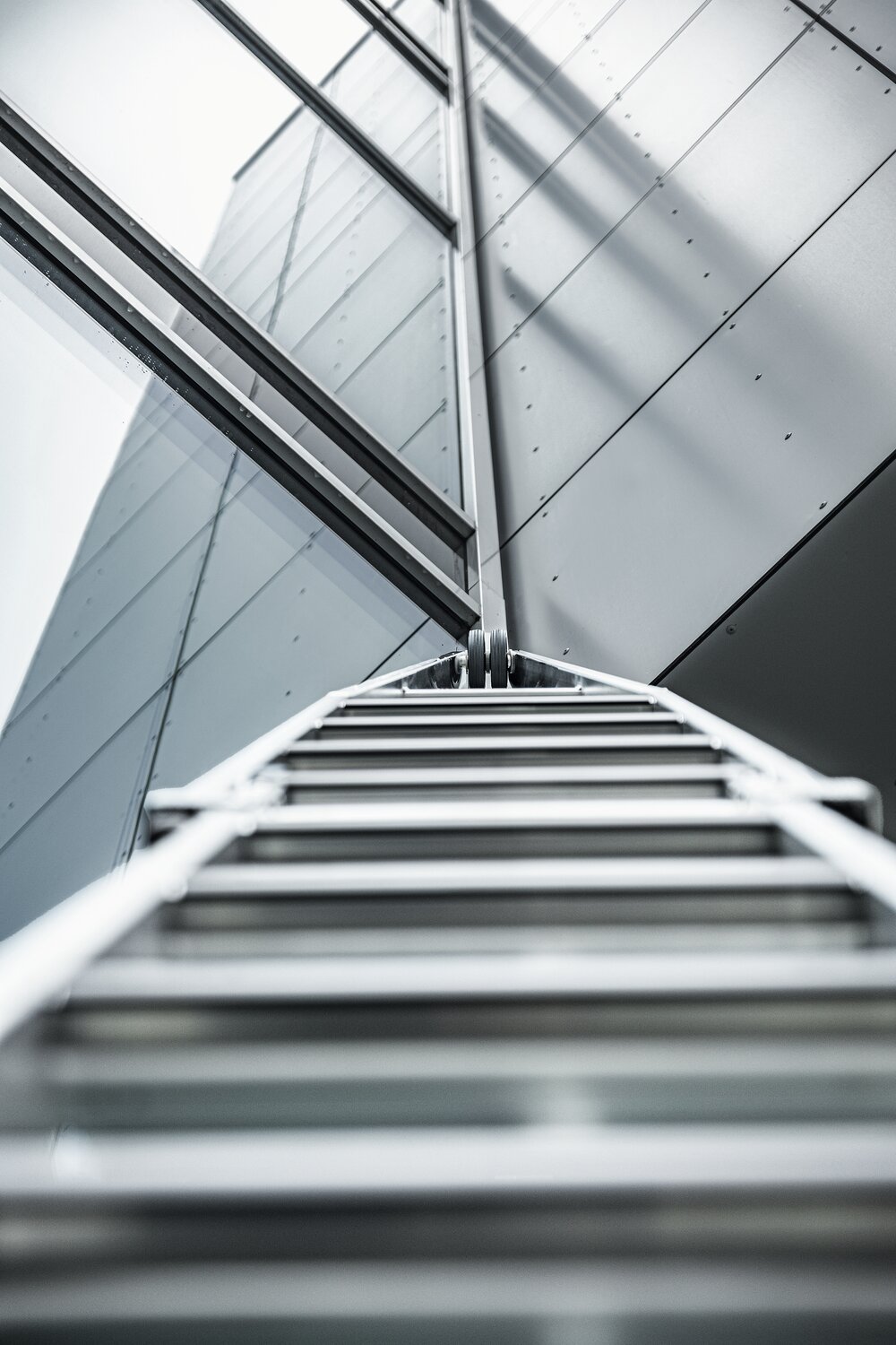 Munk trapladderset glasreiniger met nivello® traverse en clip-step R13 2-delig