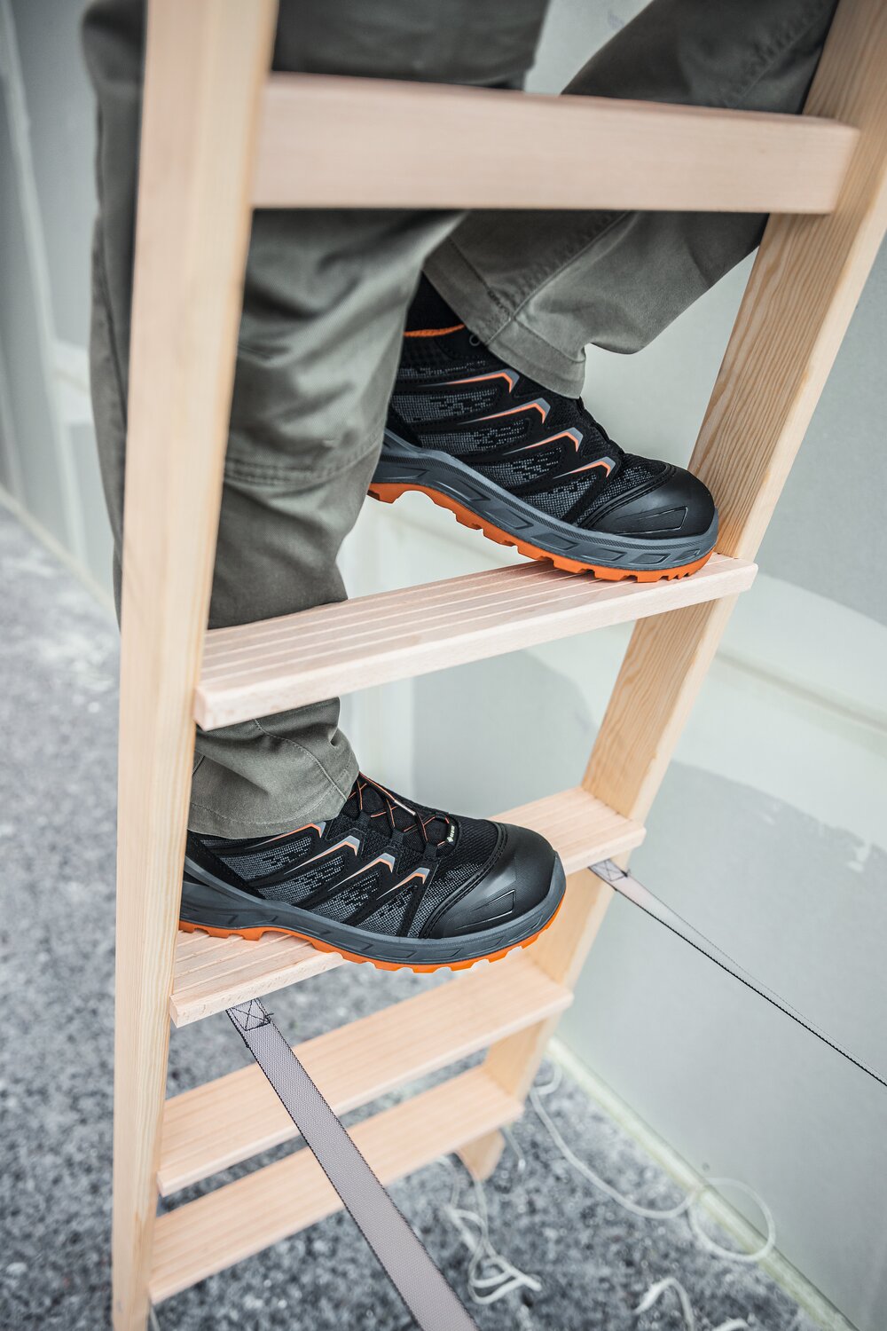 Milieubild 3817345 Munk trapladder hout 2x3 treden