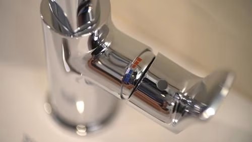 Detailbild 3971294 Hansgrohe METRIS 230 Eéngreeps wastafelmengkraan met 15 mm diameter en draaibare uitloop Baduitloop G 1 1/4 inch chroom