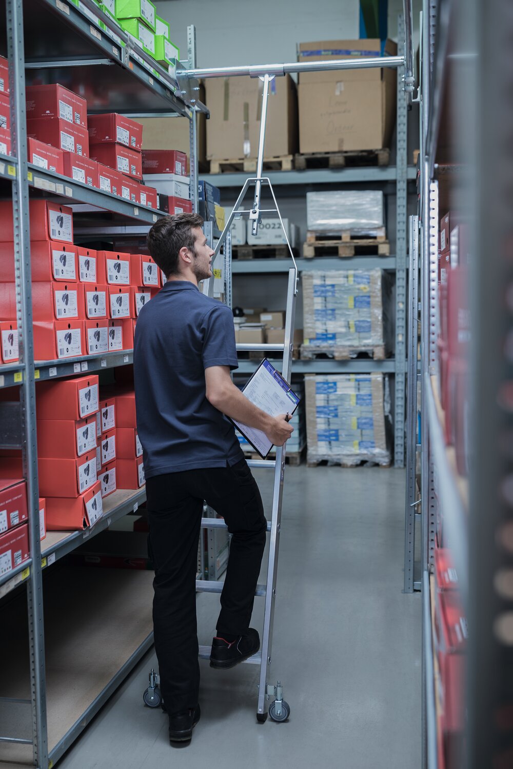 Munk trapladder draaibaar voor dubbel schap 6 treden