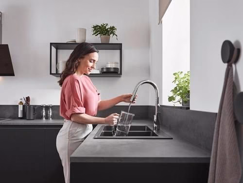 Detailbild 3984742 Hansgrohe ééngreeps keukenmengkraan 240 FOCUS DN 15, met uittrekbare vuistdouche chroom