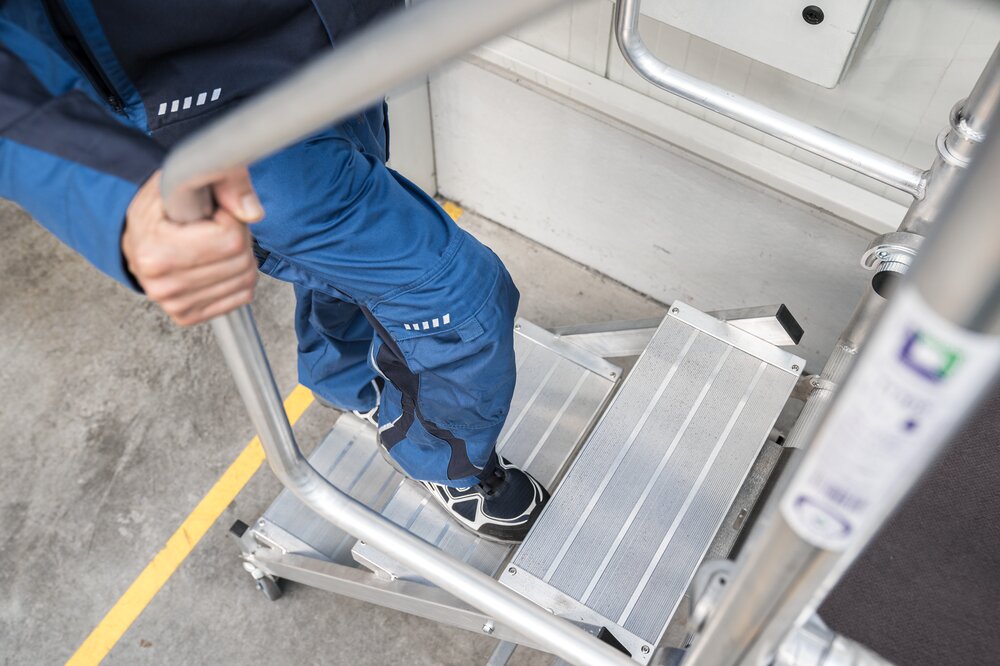 Munk montage platform met trap toegang