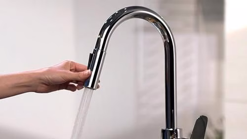 Hansgrohe ééngreeps keukenmengkraan 240 FOCUS DN 15, met uittrekbare vuistdouche chroom