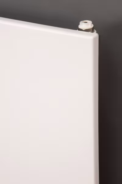 Ruimteverwarmer P1 Plan horizontaal 595 mm x 1200 mm 609 watt wit RAL 9003 van het merk Ximax uit de categorie radiatoren