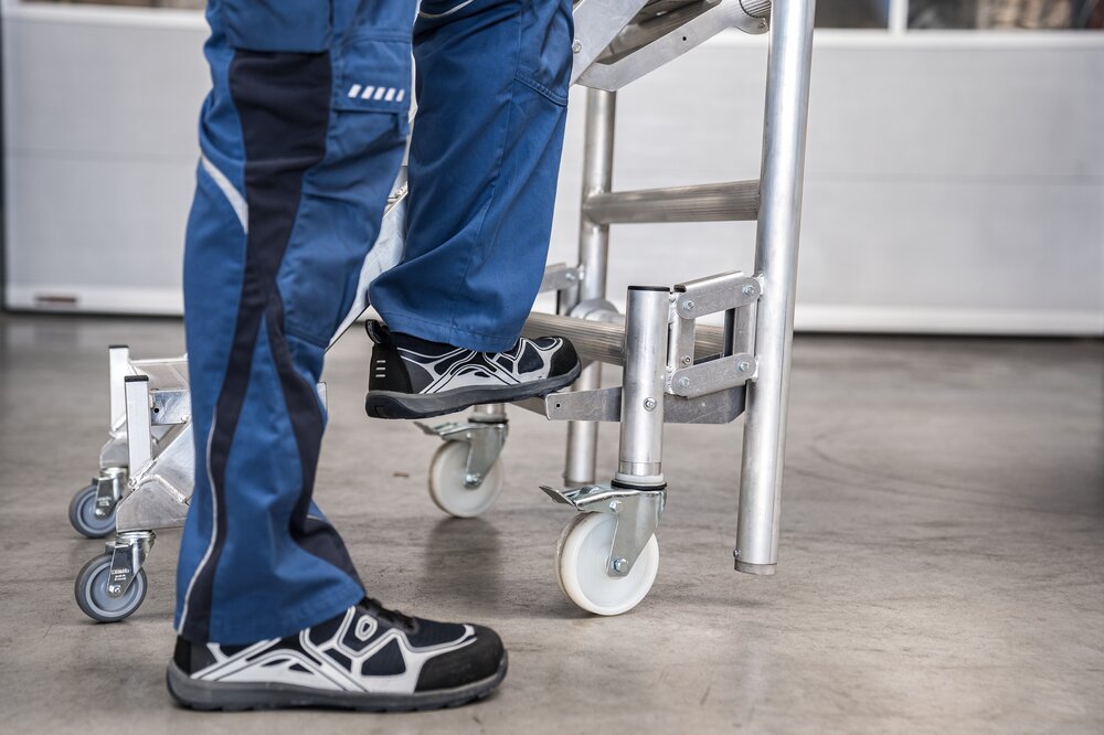 Munk montage platform met trap toegang