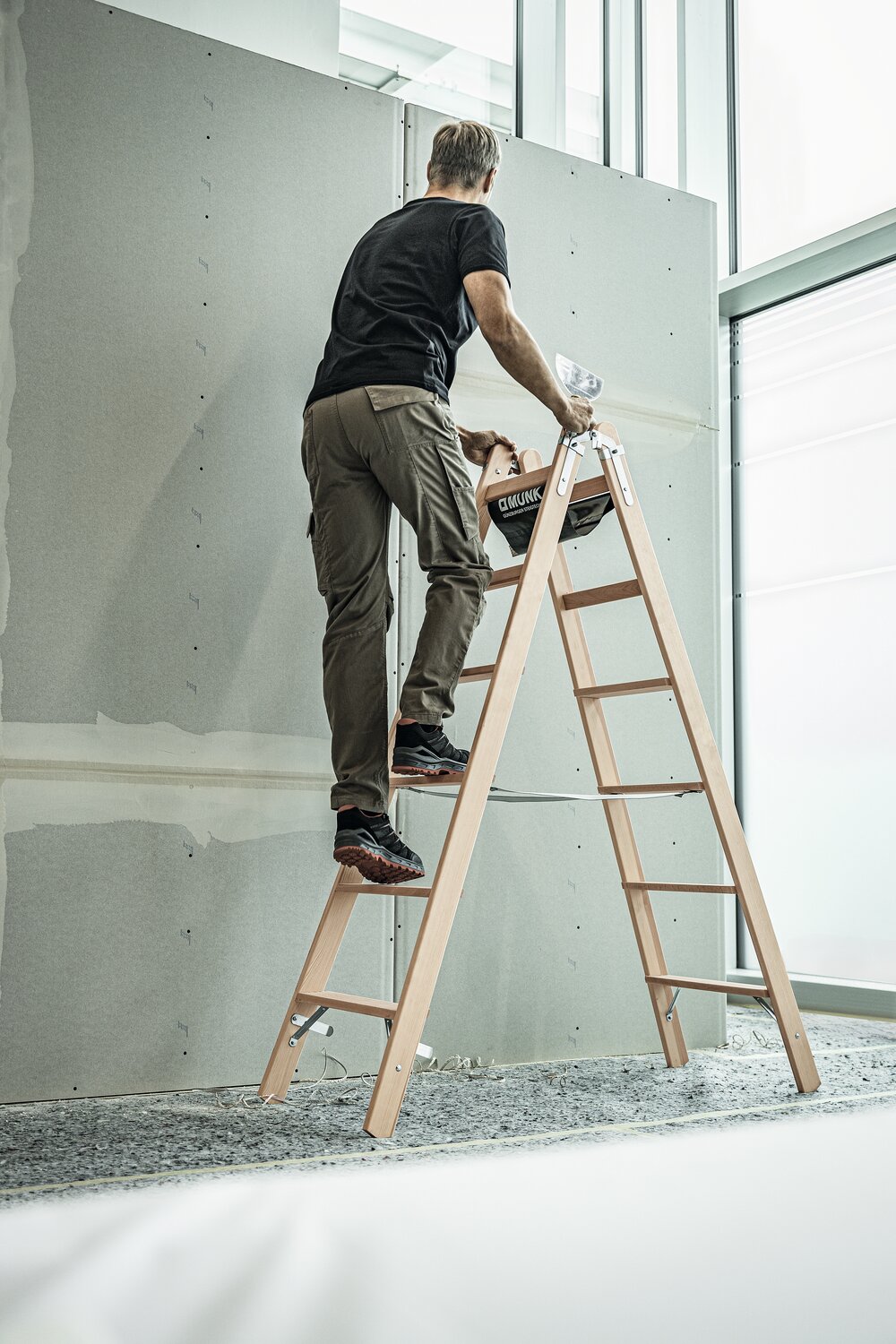 Milieubild 3817343 Munk trapladder hout 2x3 treden