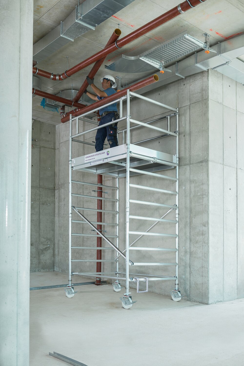 Milieubild 3812149 Munk rolsteiger 1,35 x 1,80 m met dubbel platform Platformhoogte 2,35 m