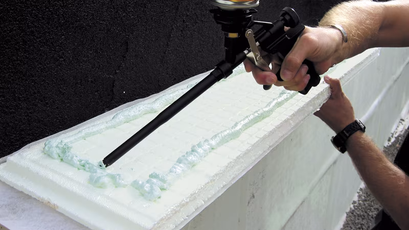 beko pistoolschuim PERI schuim 750 ml voor NBS pistool Erwachsener, Männlich, Mann, Person, Dach