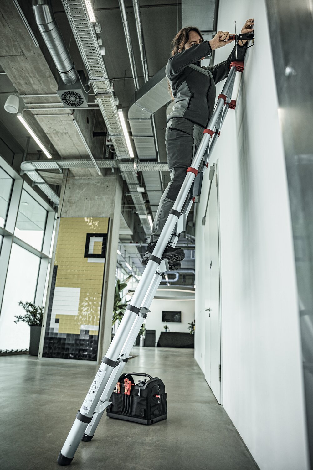 Milieubild 3815181 Munk ML trede telescopische ladder 9 treden