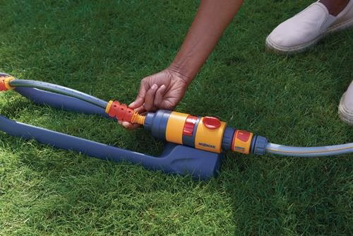 Rechtecksprenger AquaSave PRO XL 350 m² Steckkupplung Kunststoff, Metall HOZELOCK