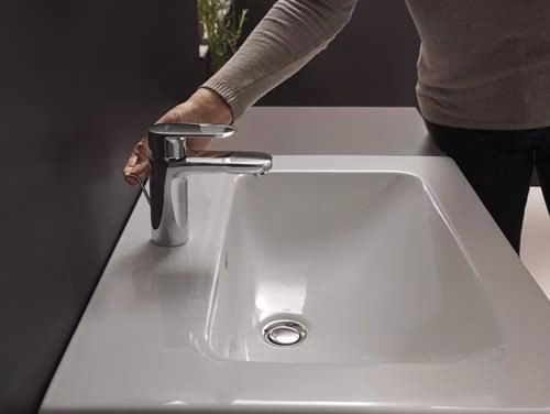 Hansgrohe ééngreeps wastafelmengkraan VERNIS Blend 100 met 1 1/4 inch Baduitloop chroom