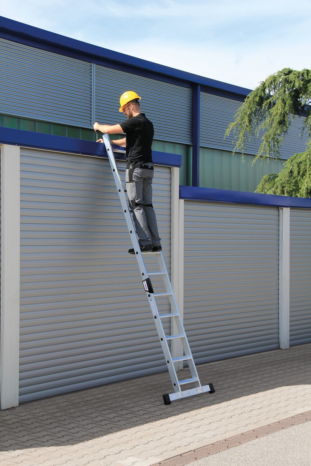 Munk trapladder met standaard traverse 12 treden