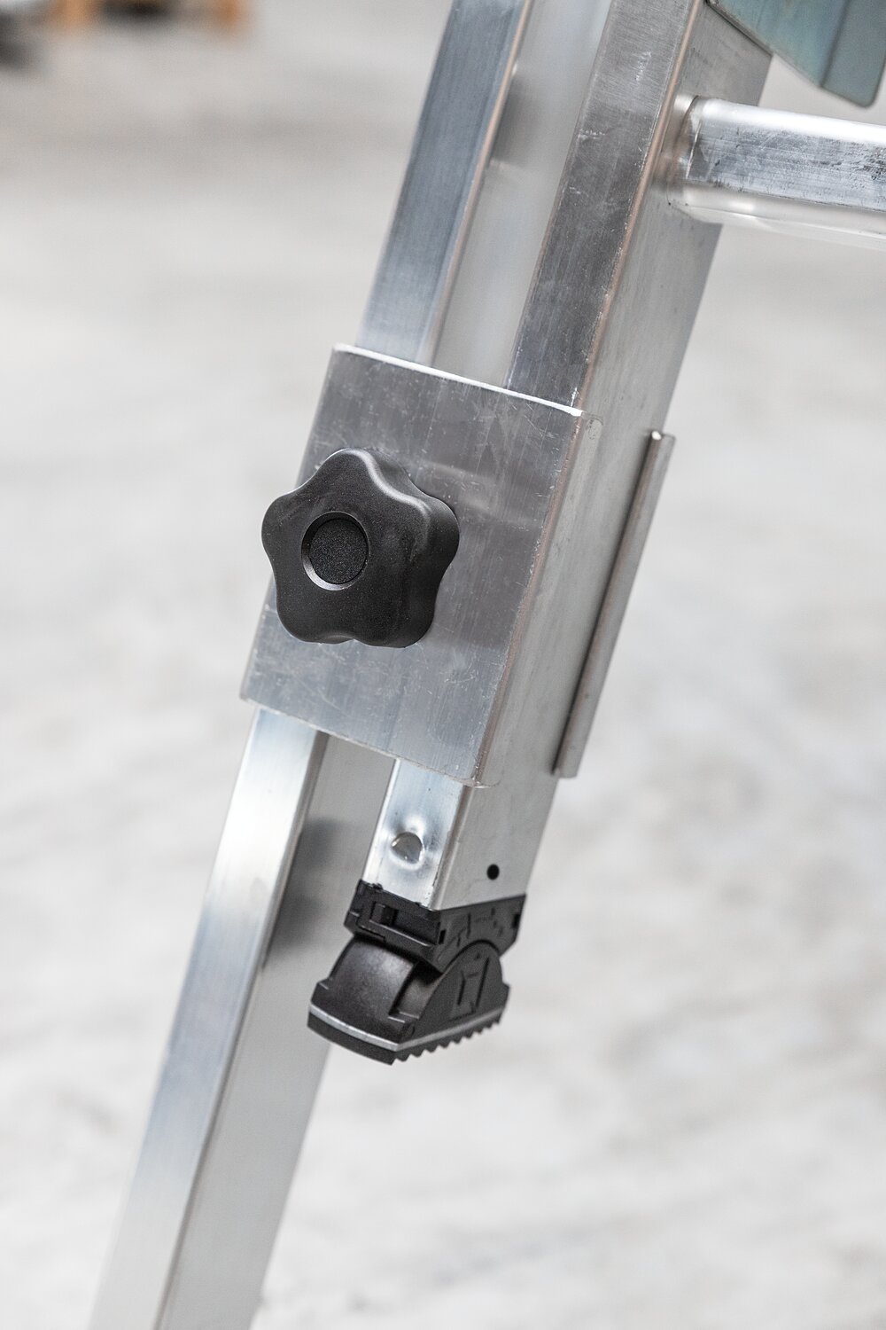 Produktbild Detailansicht 3813540 Munk trapladder met sporten voor gebruik op trappen 2x5 sporten