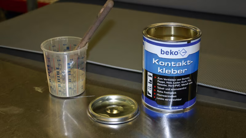 beko contactlijm 650 g Pokal, Esstisch, Tisch, Kann, Zinn